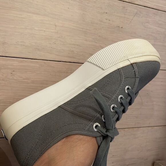 SUPERGA GREY WHITE SNEAKERS.  NEW. - Picture 10 of 12